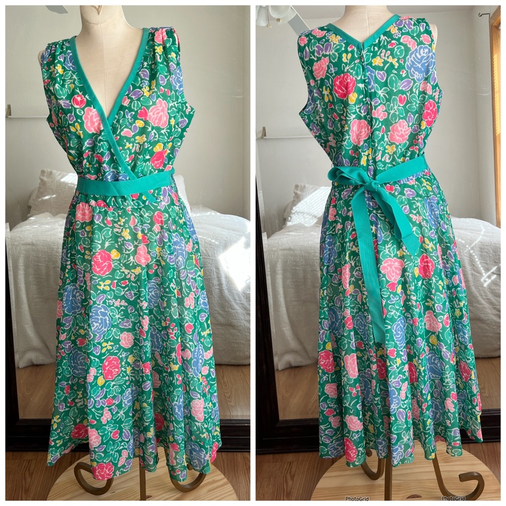 Vintage 70s Kappi Green Floral A Line Dress Tie Waist Easter